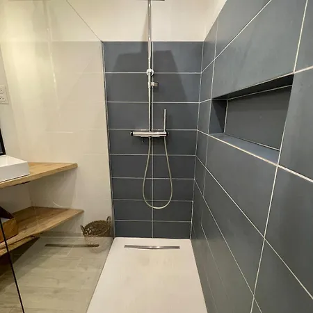 Bel Lumineux Au Coeur De Appartamento *